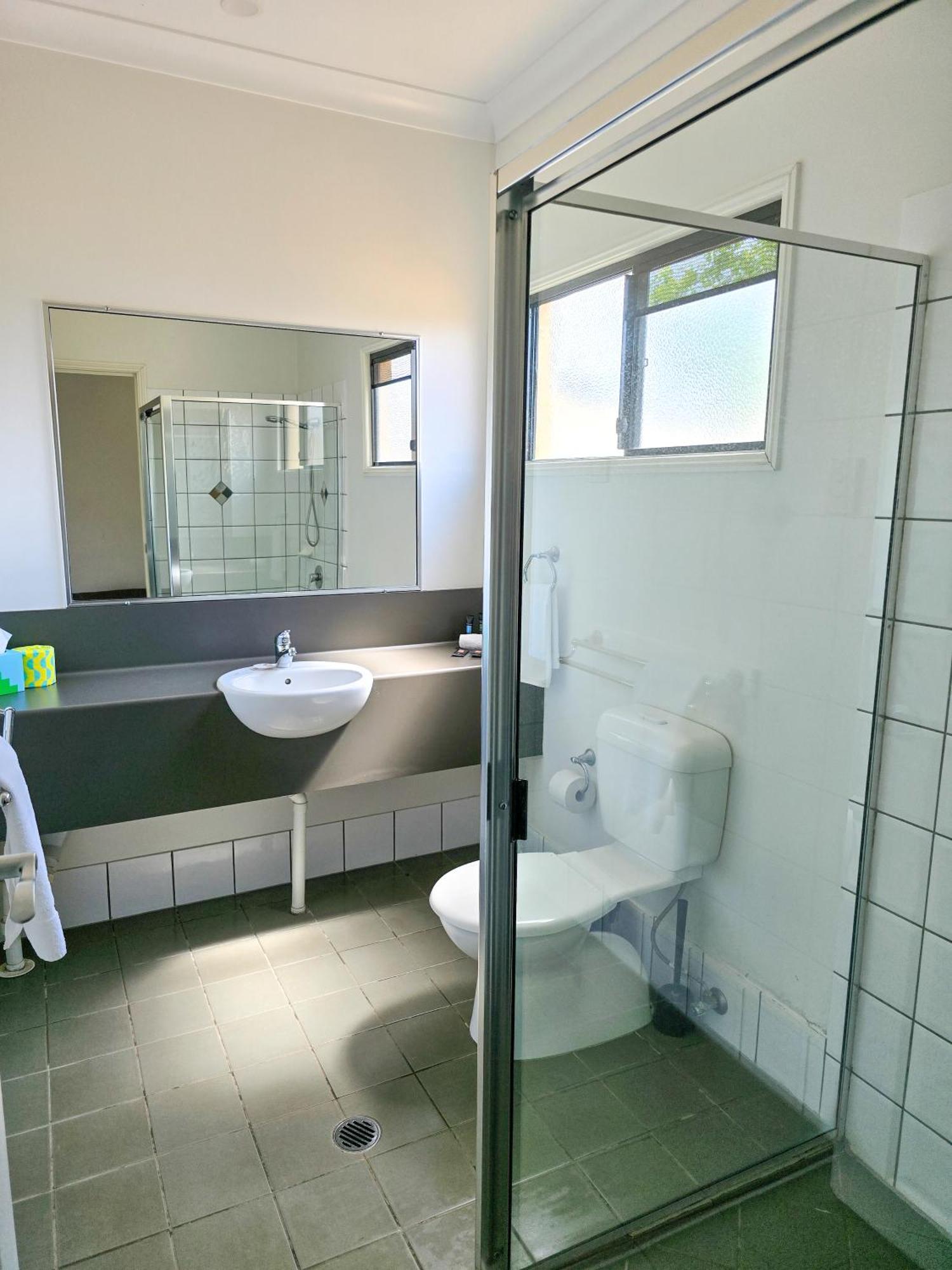 Ascot Lodge Motor Inn Kingaroy Eksteriør billede