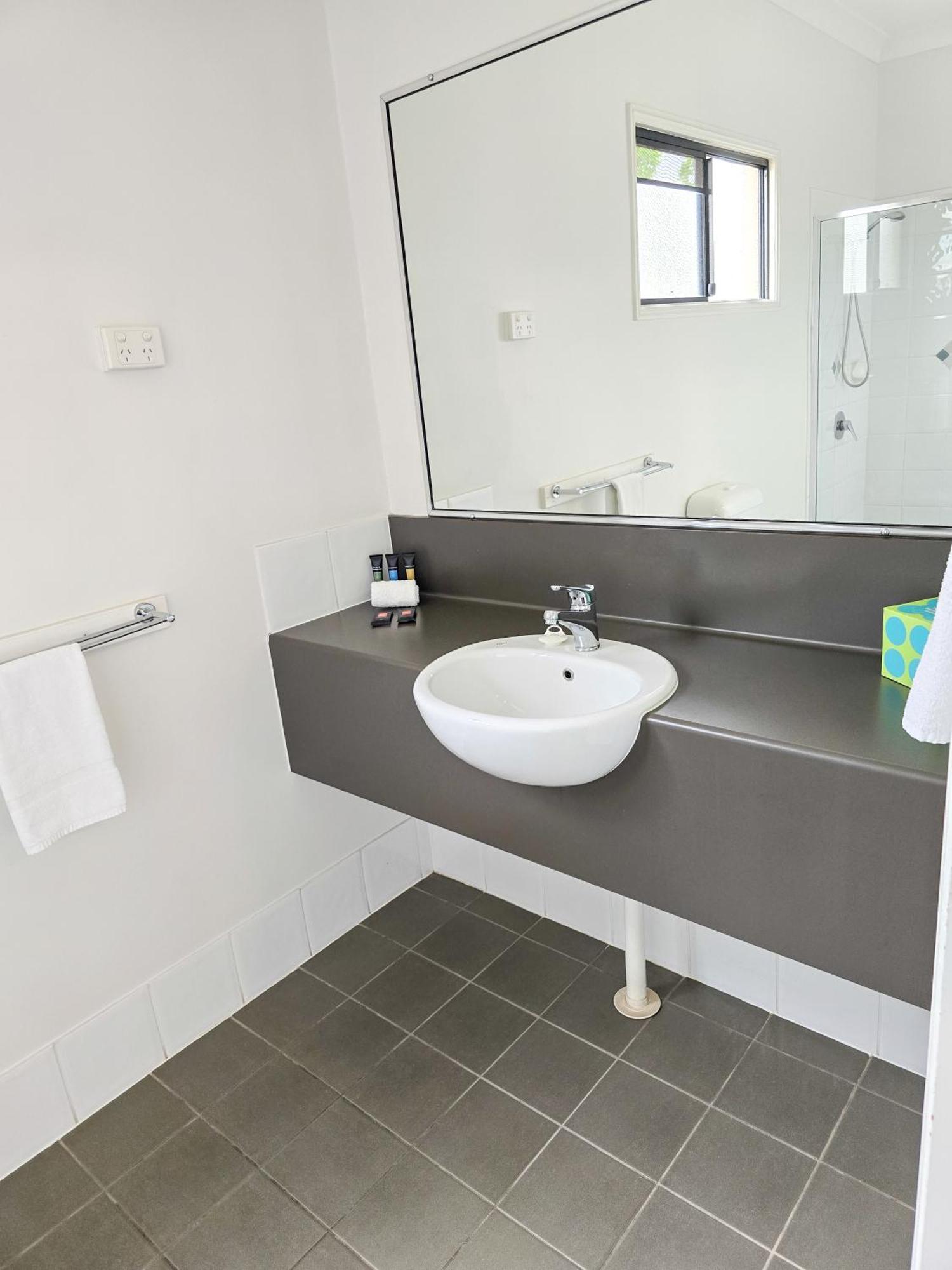 Ascot Lodge Motor Inn Kingaroy Eksteriør billede